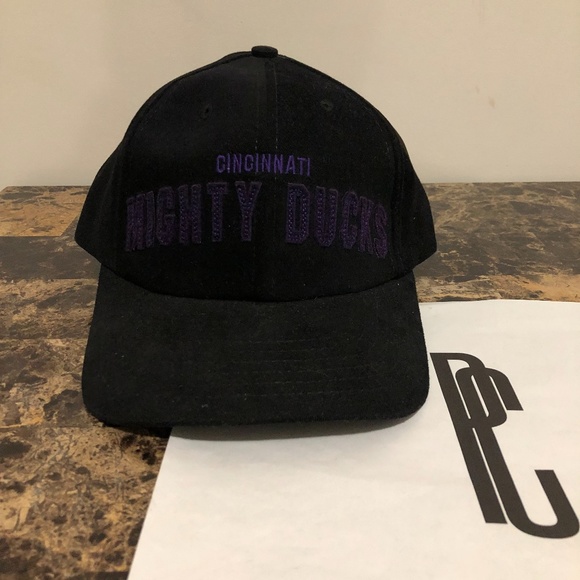 Cincinnati Mighty Ducks Vintage Snapback Hat - Picture 6 of 12
